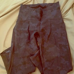 Navy blue camo lulu lemon crops